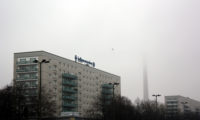 Fernsehturm im Nebel