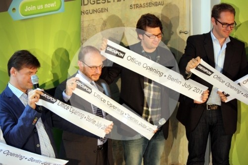  - groupon-office-opening-berlin-2012-500x333