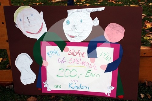 Spendenbogen der Kinder der Evengelischen Schule Berlin-Friedrichshain.