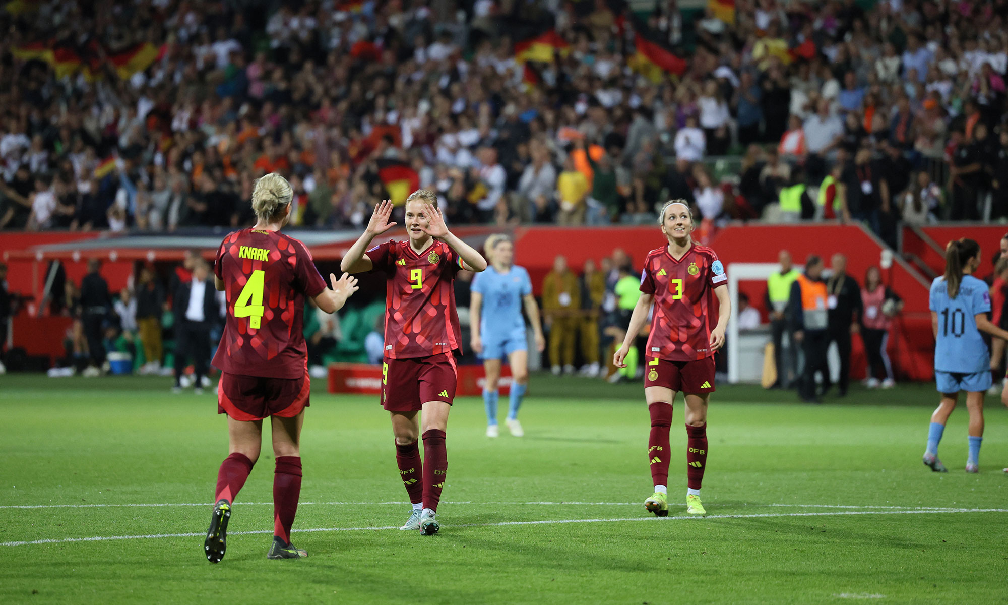 DFB-Frauen gegen die Niederlande