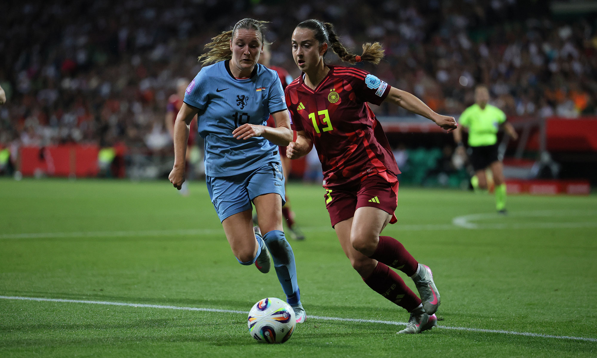 DFB-Frauen gegen die Niederlande