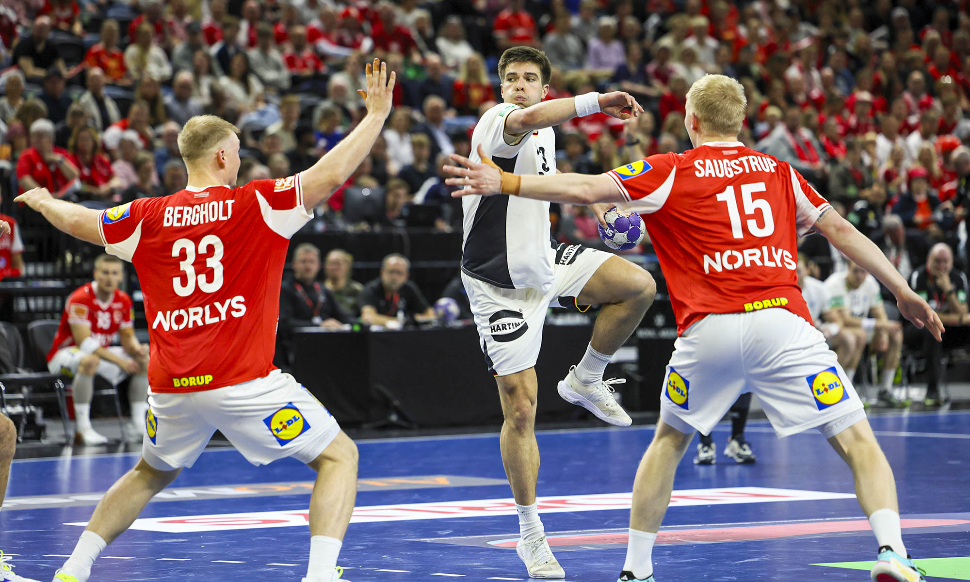 DHB-Männer gegen Dänemark