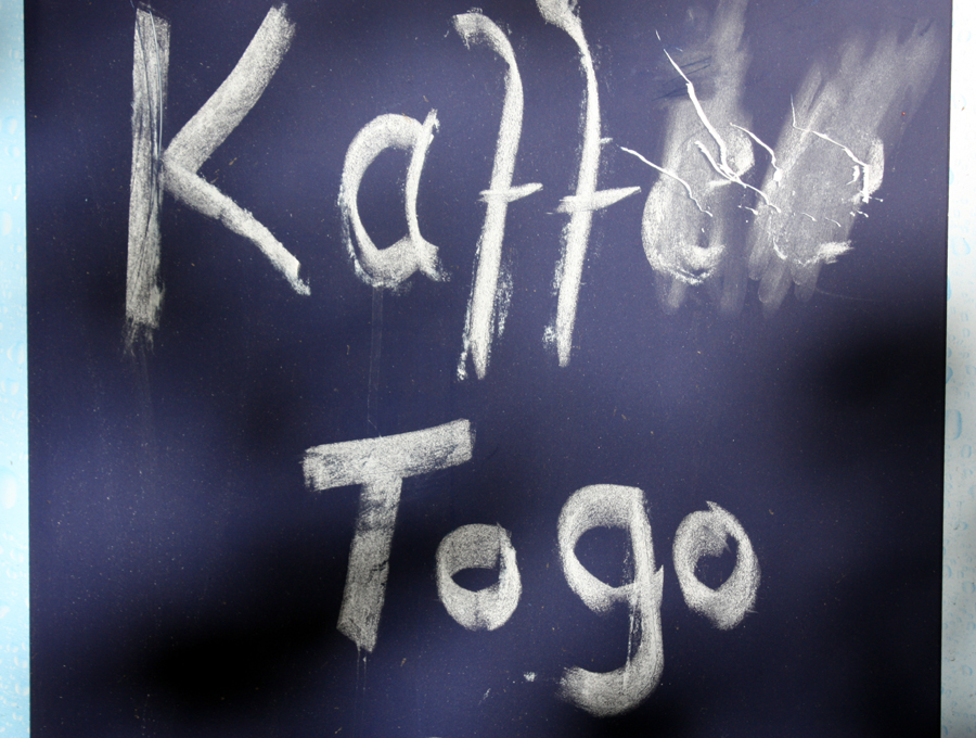 Kaffee Togo Schrift Text Typografie 2011