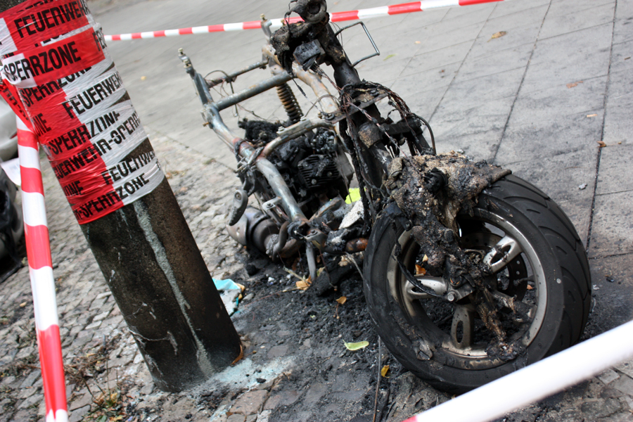 Moped Brand Berlin Friedrichshain 2011