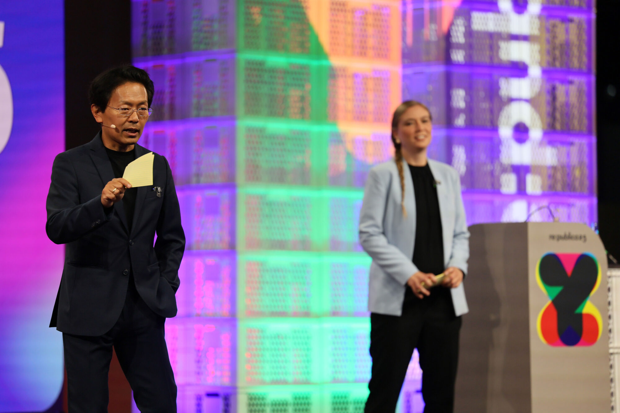 Chan-jo Jun und Jessica Flint auf der republica Berlin 2025