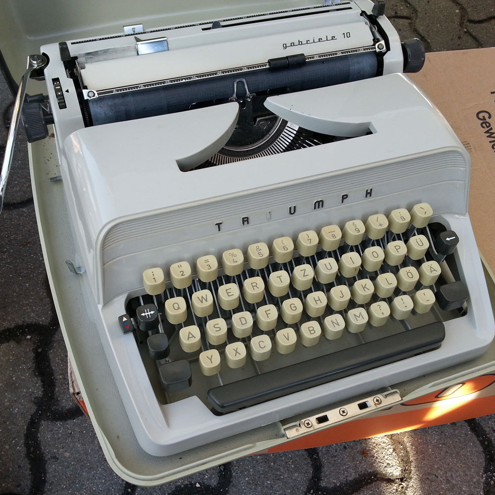Schreibmaschine Triumph Gabriele 10