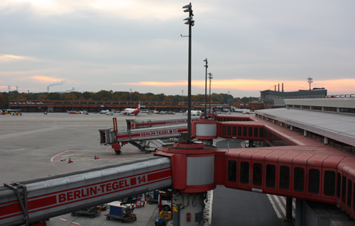Fluggastbrücken Terminal A 2010